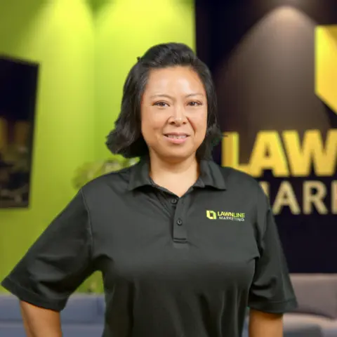 Laura Ferrario - HR & Office Manager